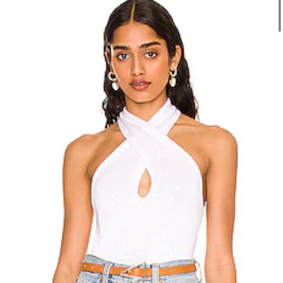 Multi Wear Halter Top in Bleach White
525
Color: Bleach White
Size: S - Picture 1 of 3